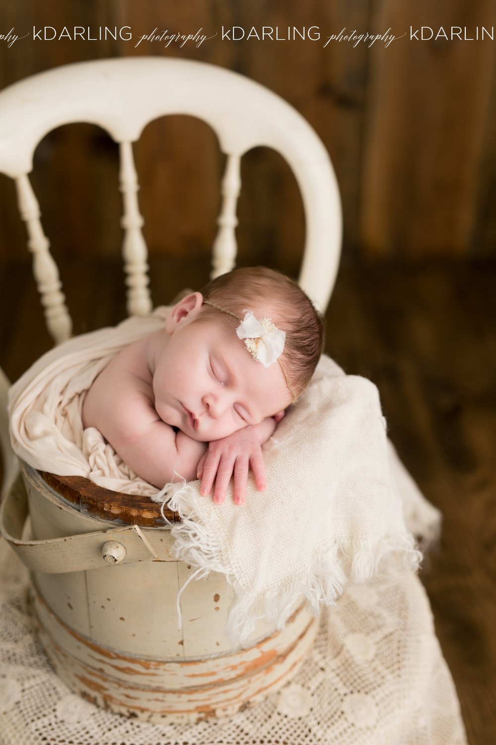 Newborn-Photography-Champaign-County-IL-Girl-pink-white-darling_1931.jpg
