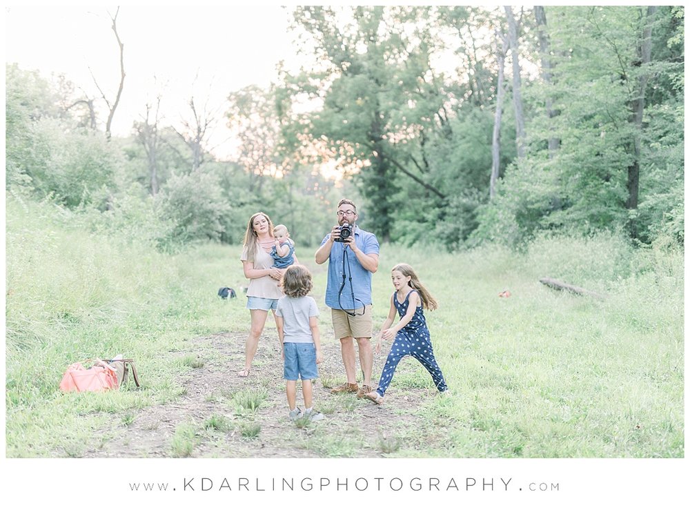 Central-IL-family-photographer-Champaign-County-Bloomington-McLean-outdoor-photo-session_0019.jpg