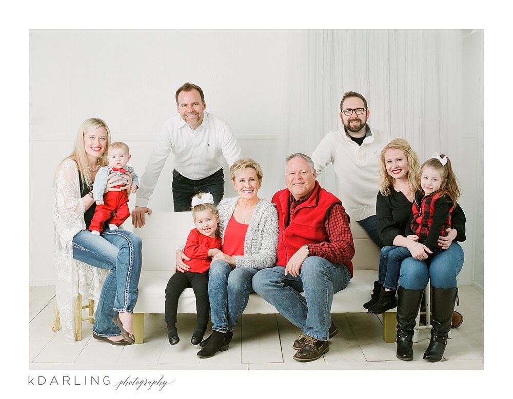 What-to-wear-for-your-family-pictures-champaign-county-il-photographer_0016.jpg