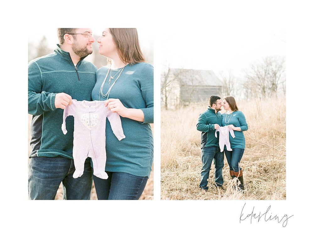 Champaign-Urbana-Newborn-Maternity-Photographer-outdoor-early-spring-pictures_0004.jpg