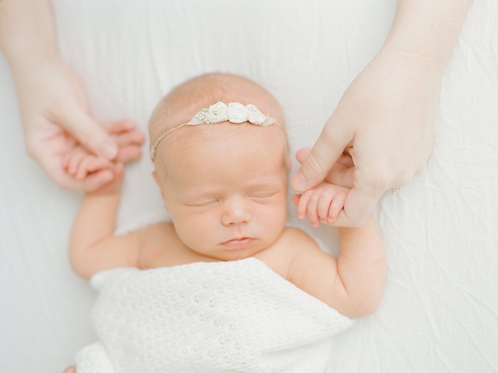 newborn-baby-family-photographer-champaign-county-illinois-film-photography_0007.jpg