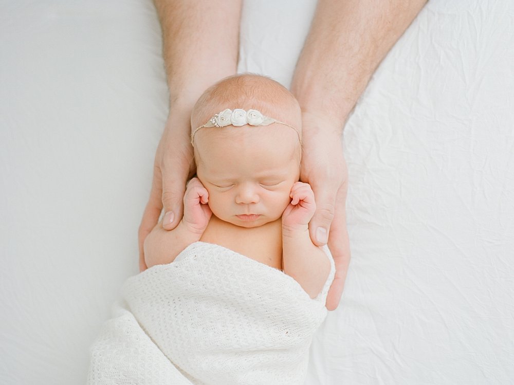 newborn-baby-family-photographer-champaign-county-illinois-film-photography_0009.jpg